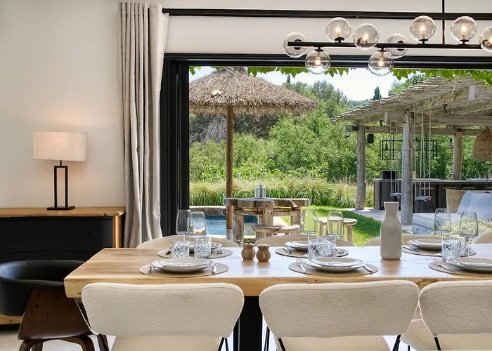 Luxury La Pinede In Apartamento