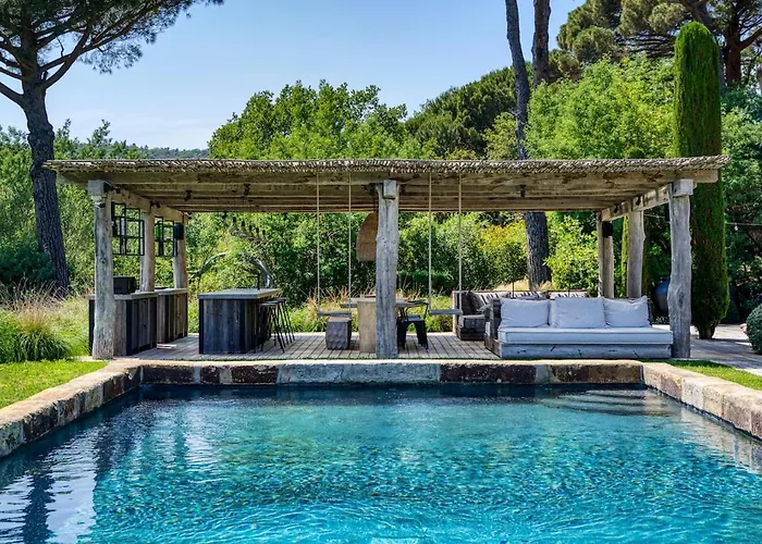 Luxury La Pinede In Lägenhet