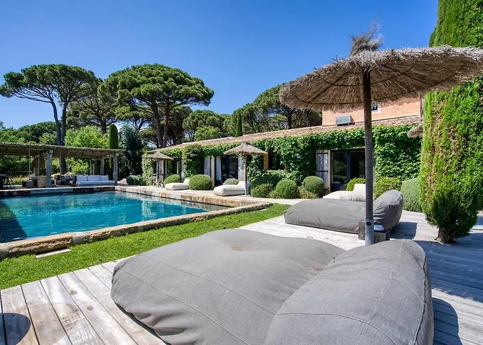 Lägenhet Luxury La Pinede In