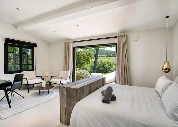 Apartamento Luxury La Pinede In *