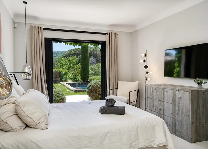 Luxury La Pinede In Ramatuelle